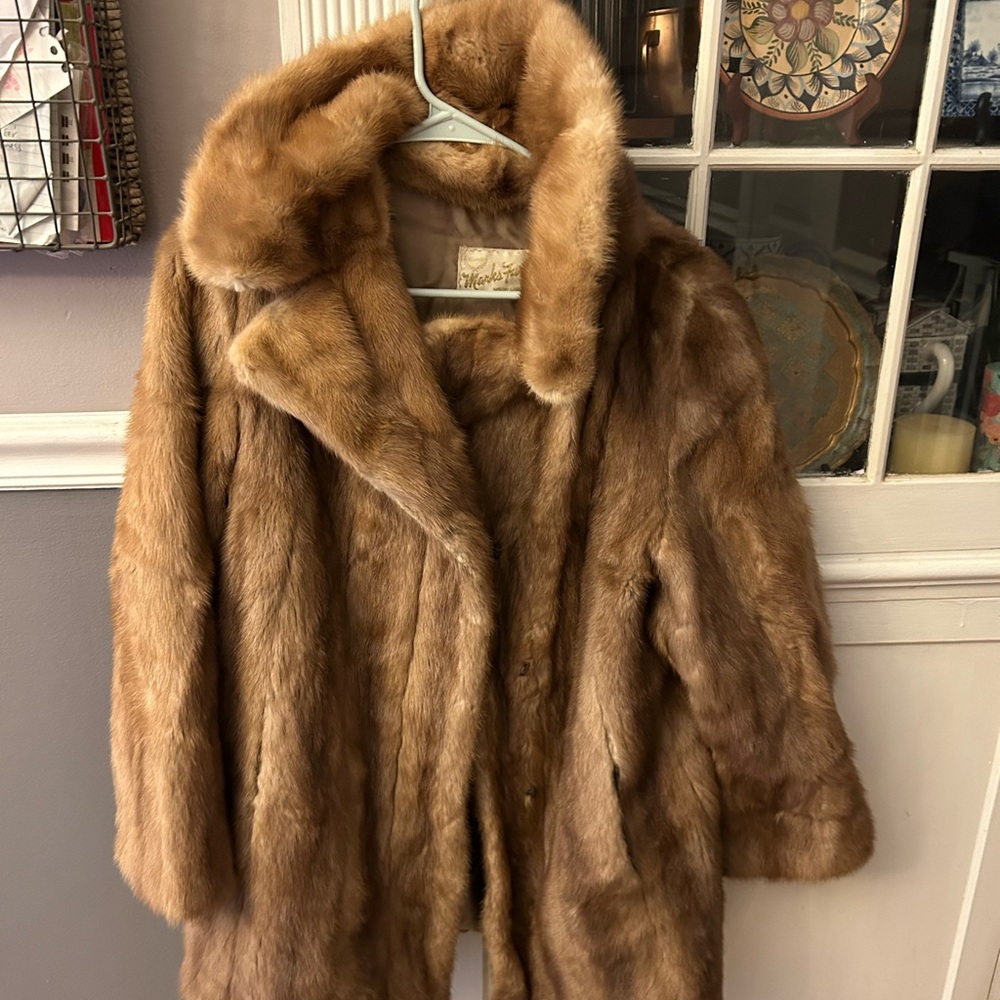 Elegant Brown Fur Coat